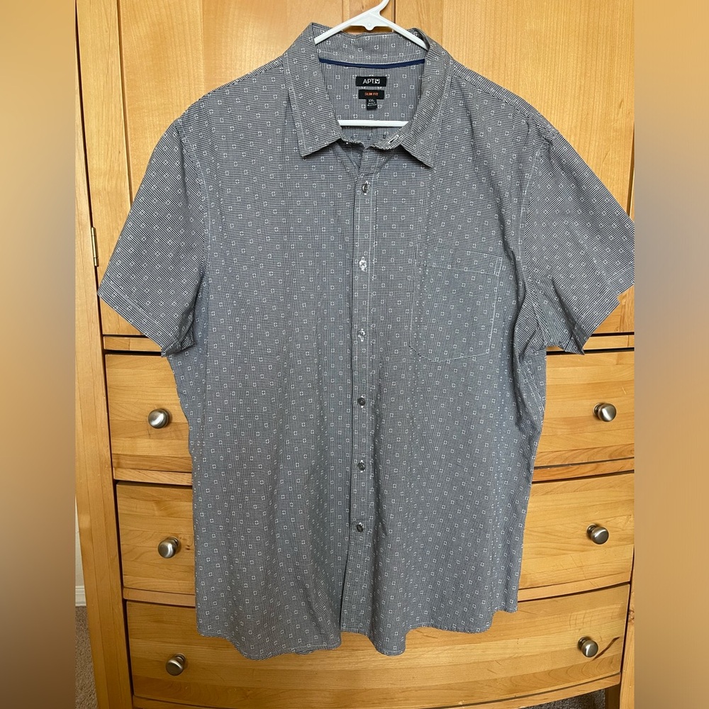 👕 Apt. 9 Men’s Shirt XXL